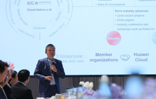William Dong, Presiden Huawei Cloud Marketing